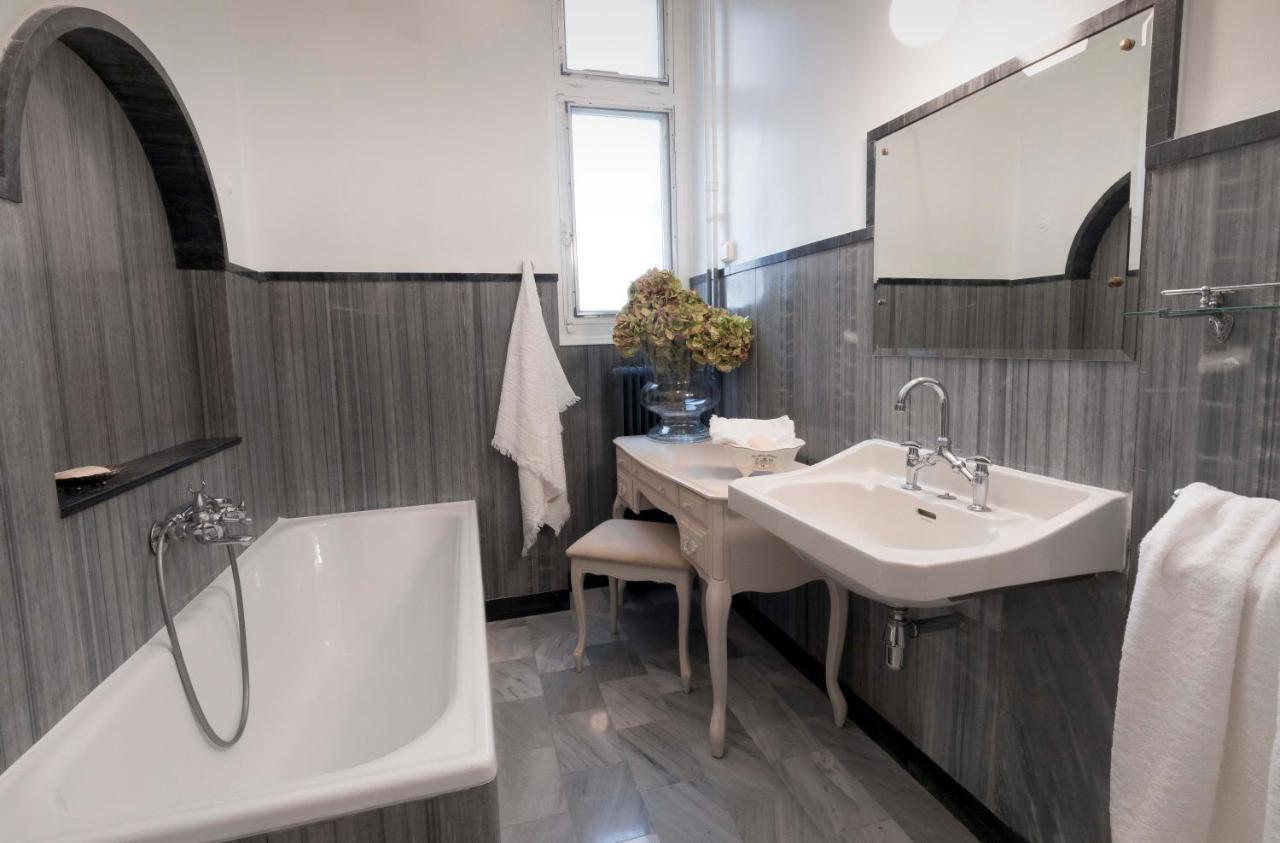 Kolonaki "Centrale" Luxury Apartment أثينا المظهر الخارجي الصورة